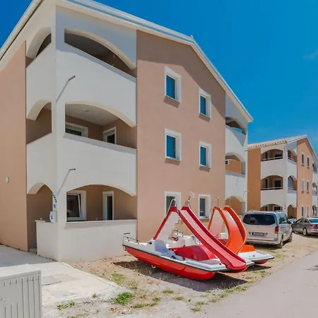 Budimir 3 By Interhome Apartman Vir