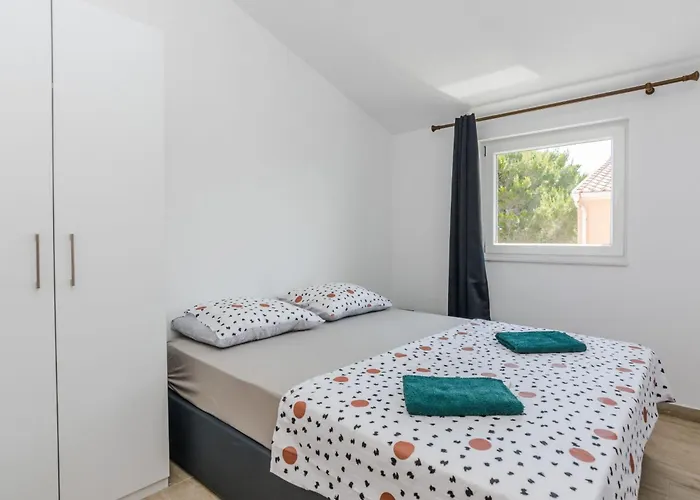 Budimir 3 By Interhome Vir